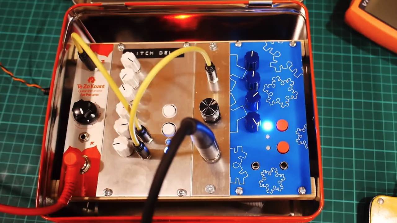 Eurorack based glitching delay effect